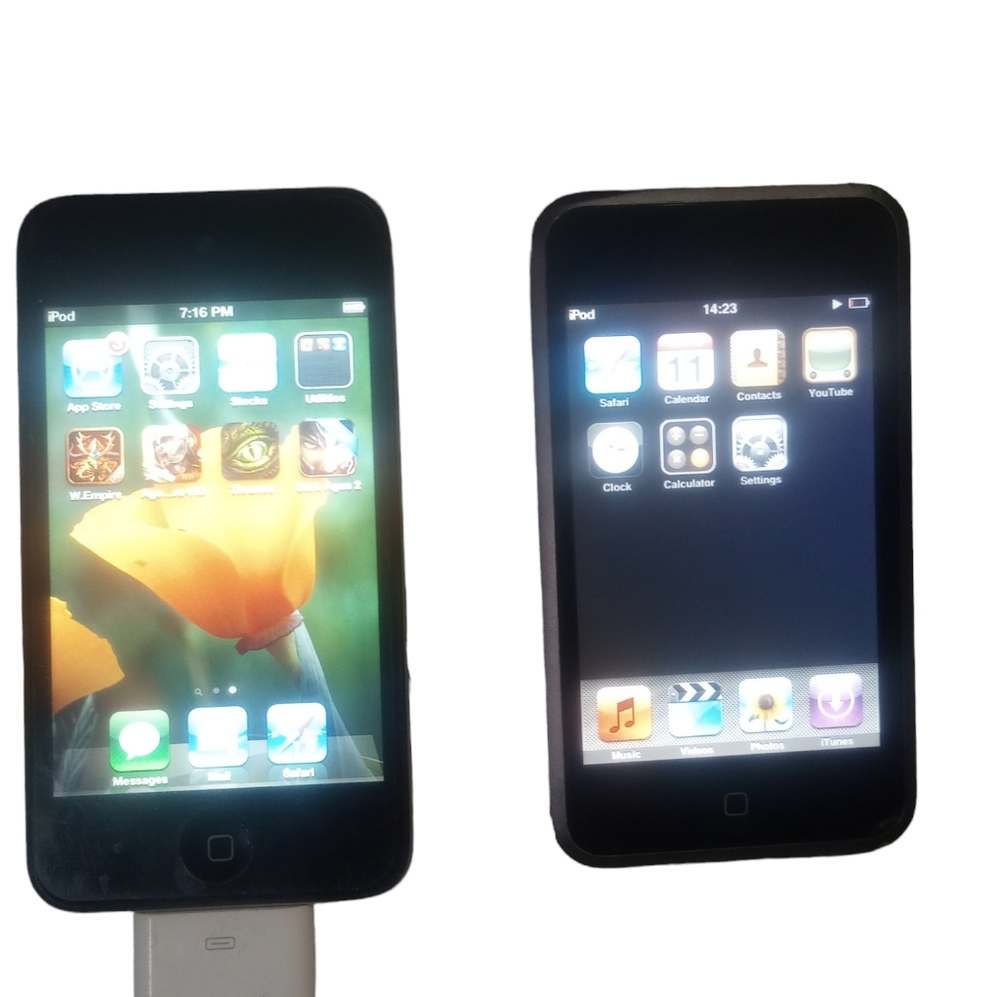 Set of i pods
